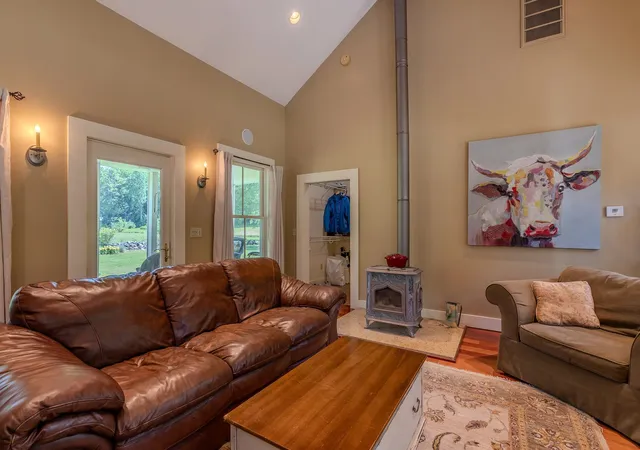 Photo 4 of Single family home for sale at 1470 Popple Dungeon Rd, Chester, VT 05143 | MLS# 5099745 | Listing updated on 2026-09-04