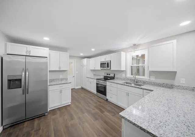 Photo 3 of Single family home for sale at 411 Mont Vernon Rd, Milford, NH 03055 | MLS# 5100136 | Listing updated on 2026-09-18