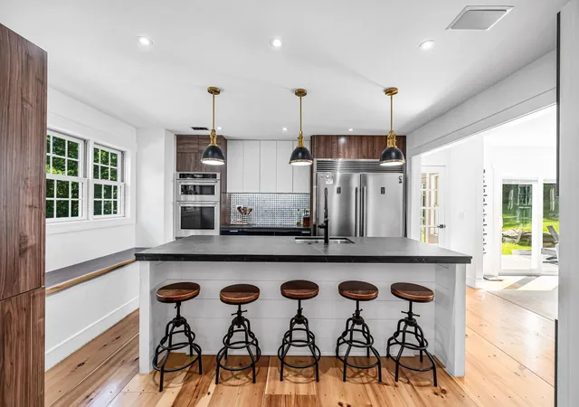 Photo 4 of Single family home for sale at 3 Shannon Ridge Rd, Dover, VT 05356 | MLS# 5100356 | Listing updated on 2026-09-03