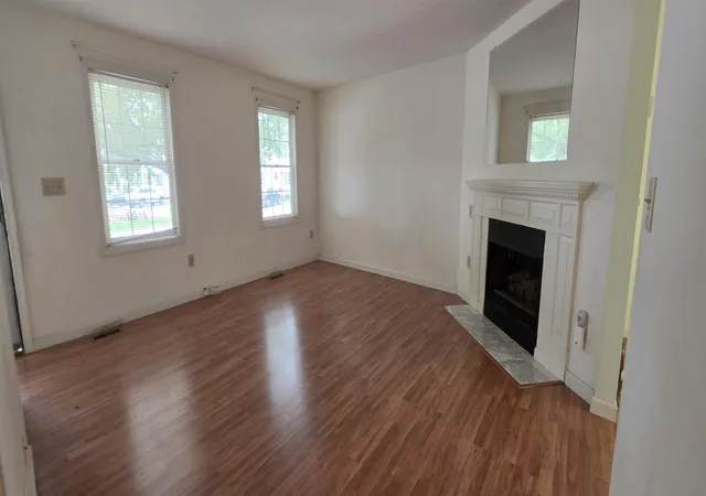 Photo 3 of Sale Pending at 2 Wyndmere Dr, Londonderry, NH 03053 | MLS# 5100555 | Listing updated on 2026-10-08
