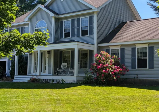 Photo 1 of Single family home for sale at 14 Naumkeag Ct, Litchfield, NH 03052 | MLS# 5101014 | Listing updated on 2026-09-06