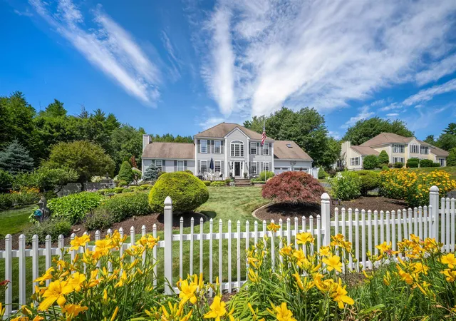 Photo 1 of Single family home for sale at 48 Cottonwood Dr, Dover, NH 03820 | MLS# 5101121 | Listing updated on 2026-09-18