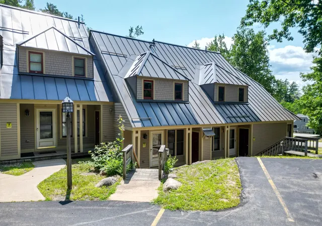 Photo 3 of Townhouse for sale at 144 Whitaker Ln #62, North Conway, NH 03860 | MLS# 5101459 | Listing updated on 2026-09-08