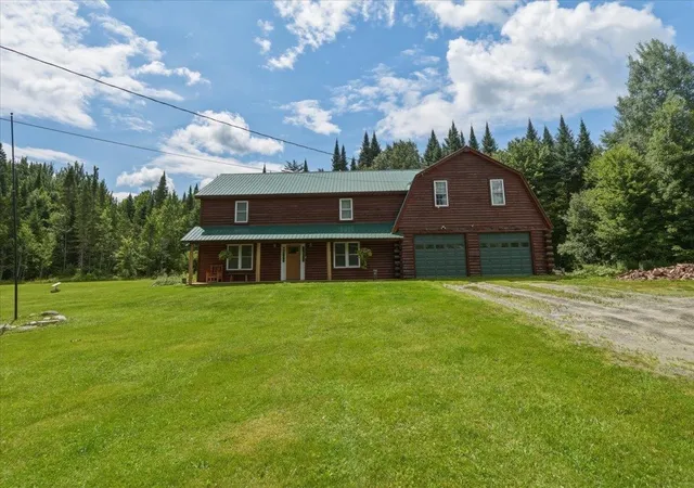 Photo 2 of Single family home for sale at 4940 Holland Pond Rd, Derby Line, VT 05830 | MLS# 5101596 | Listing updated on 2026-09-10
