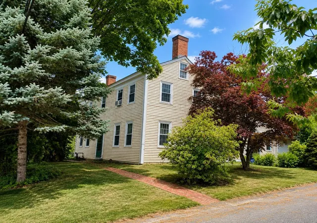 Photo 2 of Single family home for sale at 240 Mountain Rd, Concord, NH 03301 | MLS# 5101965 | Listing updated on 2026-09-10