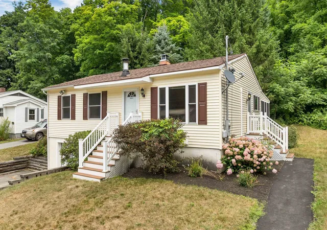 Photo 1 of Single family home for sale at 34 Valley St, Laconia, NH 03246 | MLS# 5101999 | Listing updated on 2026-10-03