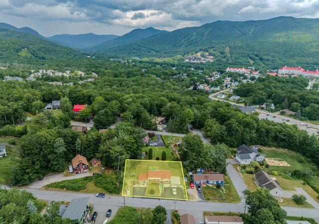 Photo 2 of Single family home for sale at 48 Mansion Hl Dr, Lincoln, NH 03251 | MLS# 5102042 | Listing updated on 2026-10-09