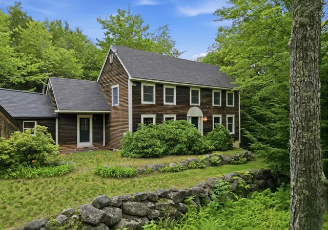 Photo 2 of Single family home for sale at 11 Gibson Rd, Hillsborough, NH 03244 | MLS# 5102165 | Listing updated on 2026-09-11