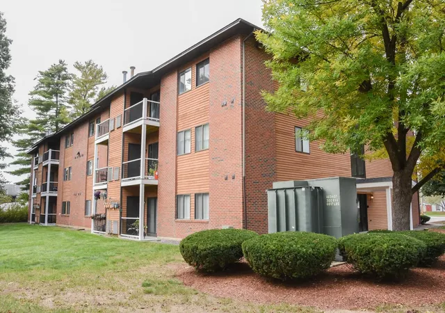 Condo for sale at 11 Blackstone Dr #U-1132, Nashua, NH 03063 | MLS# 5102274