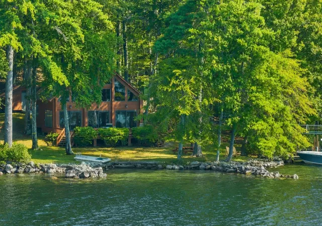 Photo 2 of Single family home for sale at 326 Rattlesnake Is, Alton Bay, NH 03810 | MLS# 5102382 | Listing updated on 2026-09-03