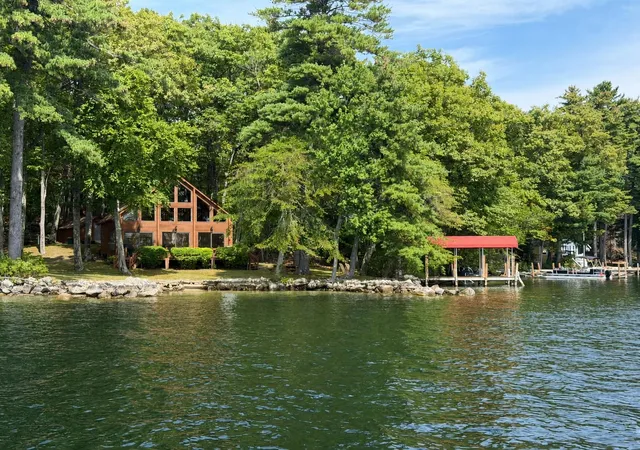 Photo 3 of Single family home for sale at 326 Rattlesnake Is, Alton Bay, NH 03810 | MLS# 5102382 | Listing updated on 2026-09-03