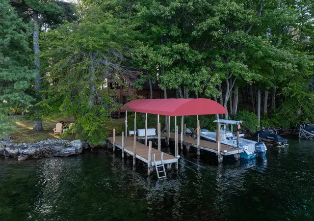 Photo 4 of Single family home for sale at 326 Rattlesnake Is, Alton Bay, NH 03810 | MLS# 5102382 | Listing updated on 2026-09-23