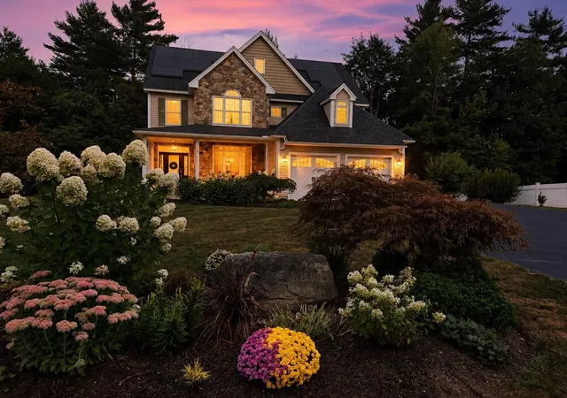 Photo 1 of Single family home for sale at 144 Boxwood Ln, Dover, NH 03820 | MLS# 5102428 | Listing updated on 2026-09-16