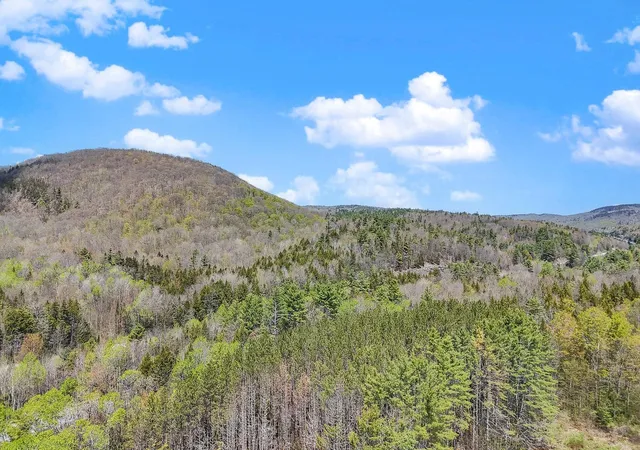 Photo 1 of Single family home for sale at 991 Route 10 N Hwy, Grantham, NH 03753 | MLS# 5102656 | Listing updated on 2026-09-11