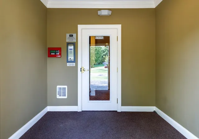 Photo 4 of Condo for sale at 14-8 Carriage Way, Manchester, NH 03102 | MLS# 5102699 | Listing updated on 2026-10-27
