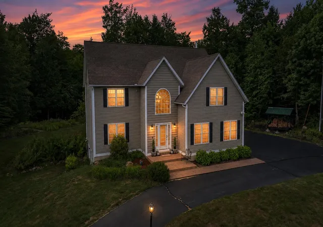 Photo 1 of Single family home for sale at 32 Atlantic Dr, Rindge, NH 03461 | MLS# 5102744 | Listing updated on 2026-09-09