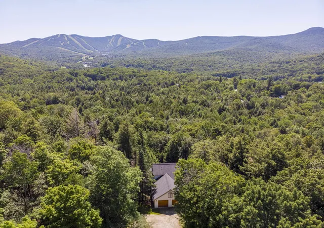 Photo 1 of Single family home for sale at 182 Bearly Hi Wy, Killington, VT 05751 | MLS# 5102819 | Listing updated on 2026-09-02