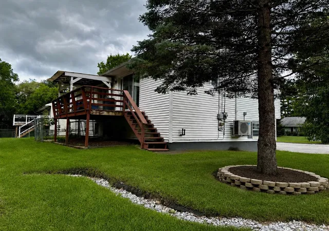 Photo 2 of Single family home for sale at 29 Ronaldo Ct, Rutland, VT 05701 | MLS# 5102823 | Listing updated on 2026-10-22