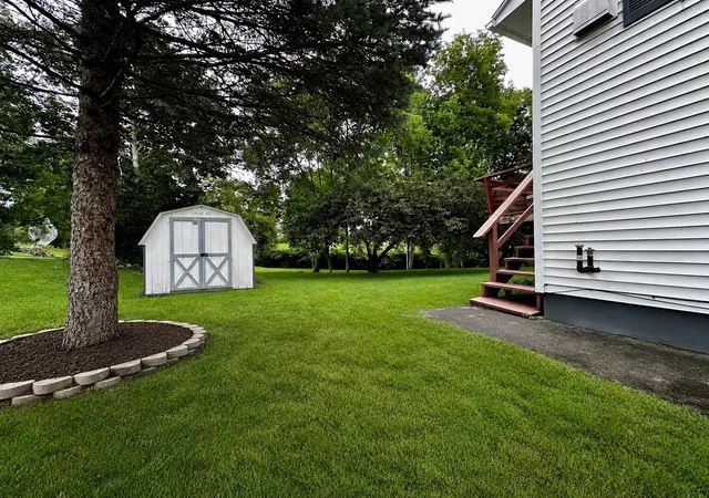 Photo 3 of Single family home for sale at 29 Ronaldo Ct, Rutland, VT 05701 | MLS# 5102823 | Listing updated on 2026-09-16