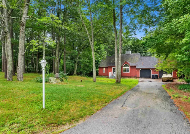 Photo 1 of Single family home for sale at 66 Crestwood Dr, Danville, NH 03819 | MLS# 5102954 | Listing updated on 2026-09-13