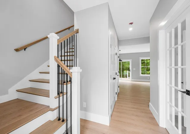 Photo 4 of Single family home for sale at 201 Hampstead Rd, Derry, NH 03038 | MLS# 5103072 | Listing updated on 2026-09-13