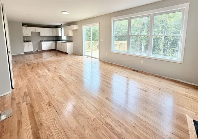 Photo 1 of Single family home for sale at 8-8 Coyote Ct, Barrington, NH 03825 | MLS# 5103153 | Listing updated on 2026-10-13