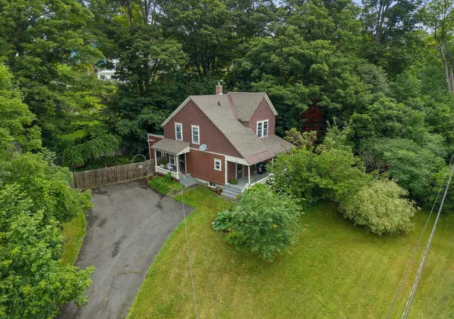 Photo 1 of Single family home for sale at 208 Elm St, Barre, VT 05641 | MLS# 5103564 | Listing updated on 2026-09-08