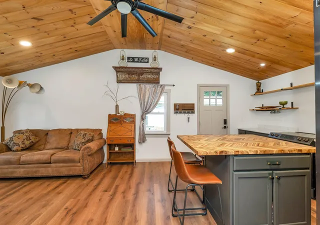 Single family home for sale at 28 Mount Vernon St, Farmington, NH 03835 | MLS# 5103606