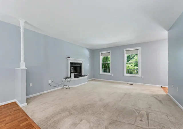 Photo 4 of Single family home for sale at 6 Mosher Dr, Brookline, NH 03033 | MLS# 5103765 | Listing updated on 2026-10-17