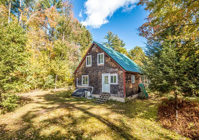 Photo 3 of Single family home for sale at 64 Briggs Ln, Fryeburg, ME 04037 | MLS# 5103876 | Listing updated on 2026-10-06