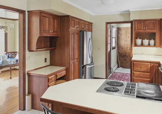 Photo 3 of Single family home for sale at 141 Rivermount Ter, Burlington, VT 05401 | MLS# 5103992 | Listing updated on 2026-10-02
