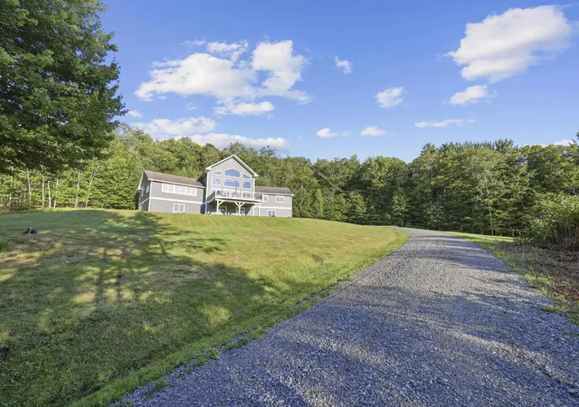 Photo 4 of Single family home for sale at 525 Andrea Dr, Stamford, VT 05352 | MLS# 5103994 | Listing updated on 2026-09-01