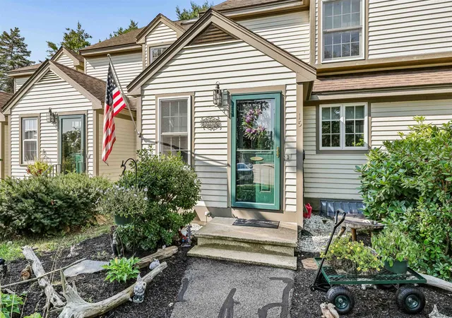 Photo 2 of Townhouse for sale at 15 Surrey Run, Dover, NH 03820 | MLS# 5104050 | Listing updated on 2026-09-02
