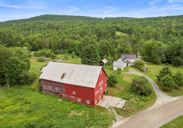 Photo 3 of Single family home for sale at 3517 Duck Pond Rd, Waterford, VT 05819 | MLS# 5104364 | Listing updated on 2026-09-08