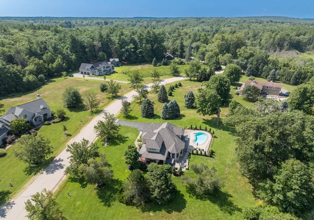 Photo 3 of Single family home for sale at 6 Marston Rd, Hampton Falls, NH 03844 | MLS# 5104488 | Listing updated on 2026-09-10
