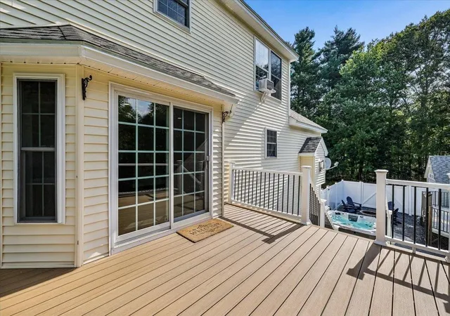 Photo 3 of Single family home for sale at 110 Middle Rd, Deerfield, NH 03037 | MLS# 5104501 | Listing updated on 2026-10-10