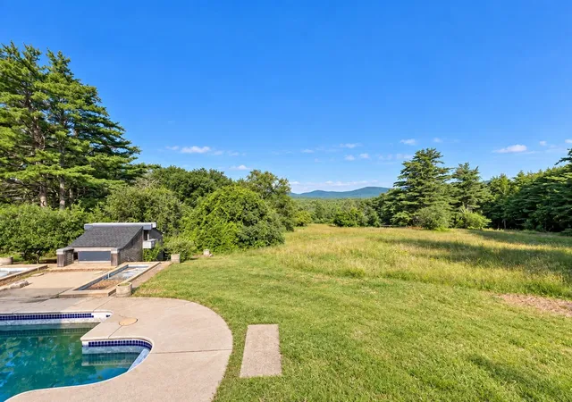 Photo 2 of Single family home for sale at 435 & 437 Avery Hl Rd, Alton, NH 03810 | MLS# 5104507 | Listing updated on 2026-09-21