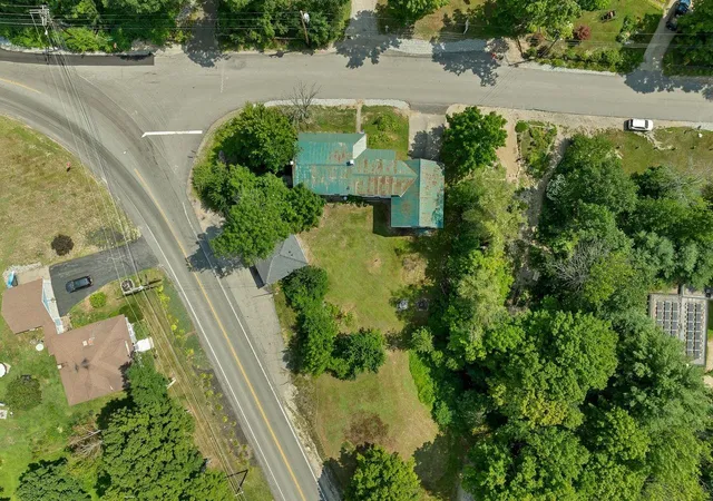 Photo 1 of Single family home for sale at 22 E Madison Rd, Madison, NH 03849 | MLS# 5104730 | Listing updated on 2026-10-08