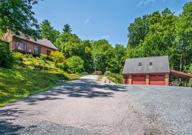 Photo 2 of Single family home for sale at 470 Newmarket Rd, Warner, NH 03278 | MLS# 5104734 | Listing updated on 2026-10-06