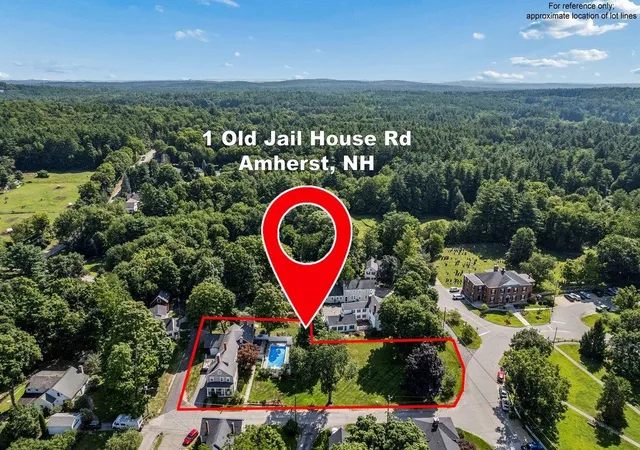 Photo 2 of Single family home for sale at 1 Old Jailhouse Rd, Amherst, NH 03031 | MLS# 5104749 | Listing updated on 2026-10-19