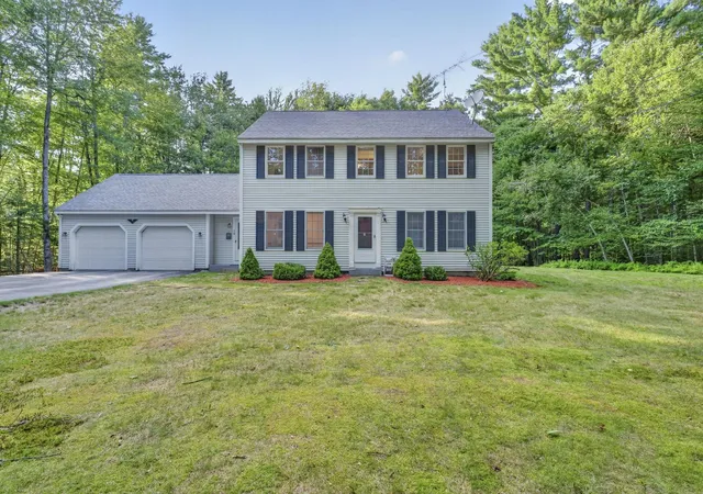 Single family home for sale at 16 Ashlee Dr, Peterborough, NH 03458 | MLS# 5104906