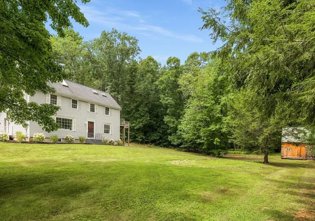 Photo 1 of Single family home for sale at 8 Brookhaven Rd, Kingston, NH 03848 | MLS# 5104934 | Listing updated on 2026-09-12