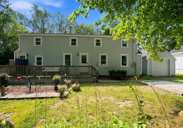 Photo 2 of Single family home for sale at 1000 Greenland Rd, Portsmouth, NH 03801 | MLS# 5105026 | Listing updated on 2026-10-01