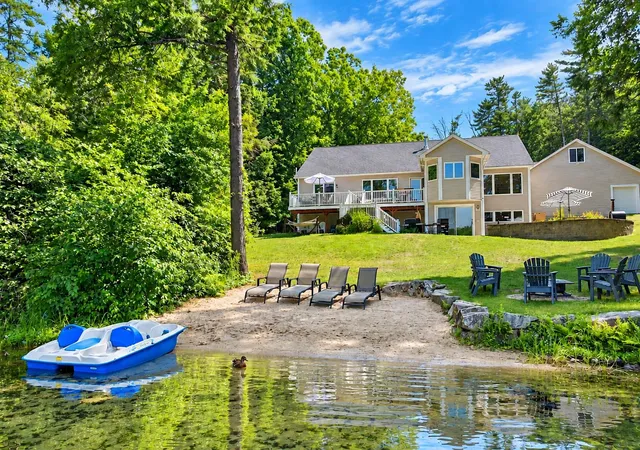 Photo 1 of Single family home for sale at 6 Millwood Rd, Wolfeboro, NH 03894 | MLS# 5105279 | Listing updated on 2026-10-13
