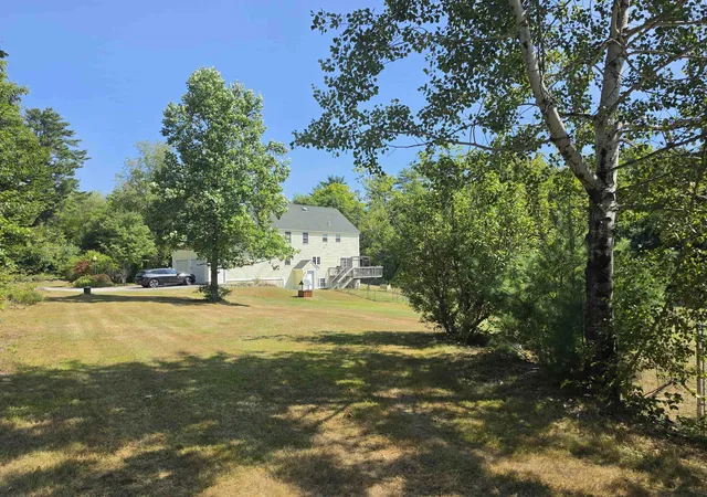 Photo 4 of Sale Pending at 230 Hoit Rd, Concord, NH 03301 | MLS# 5105335 | Listing updated on 2026-09-22