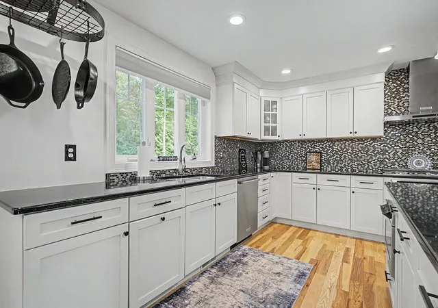 Photo 3 of Single family home for sale at 3 Chestnut Way, Lee, NH 03861 | MLS# 5105448 | Listing updated on 2026-10-13