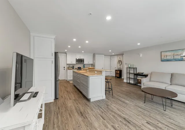 Photo 4 of Condo for sale at 407 Ocean Blvd #B10, Hampton, NH 03842 | MLS# 5105553 | Listing updated on 2026-10-03