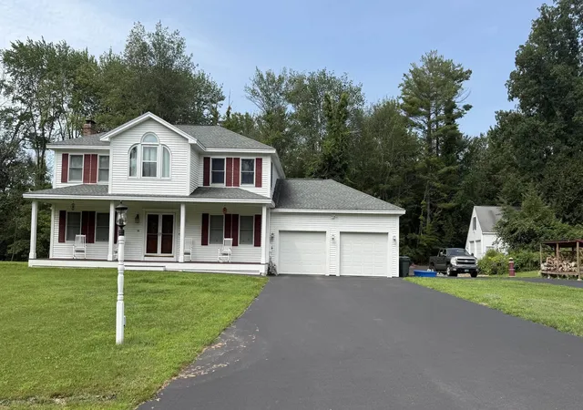 Photo 1 of Single family home for sale at 14 Blackstone Cir, Pelham, NH 03076 | MLS# 5105574 | Listing updated on 2026-09-13