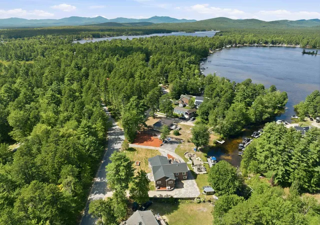 Photo 2 of Single family home for sale at 32 Leavitt Rd, Center Ossipee, NH 03814 | MLS# 5105579 | Listing updated on 2026-10-01