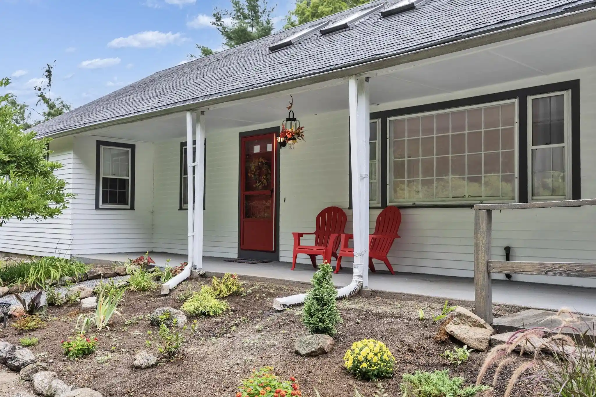 Photo 3 of Single family home for sale at 311 Old St Rd, Peterborough, NH 03458 | MLS# 5105816 | Listing updated on 2026-10-28